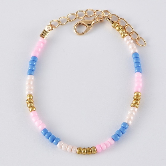 **LETITIA* 5-Pc Seahorse Fashion Bracelet Set - Picture 3 of 7